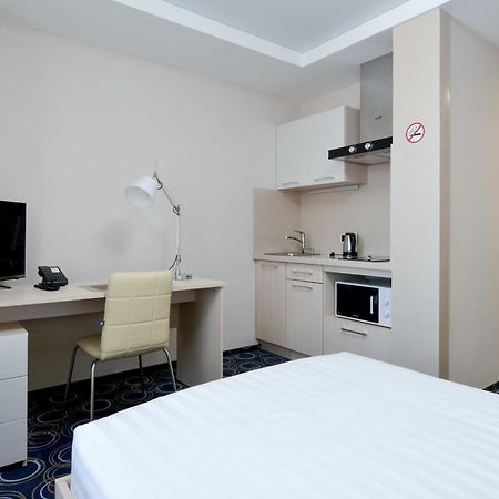 Apart Hotel 92/2 Karaganda Phòng bức ảnh