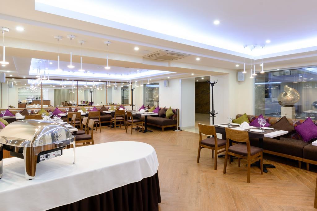 Apart Hotel 92/2 Karaganda Ngoại thất bức ảnh