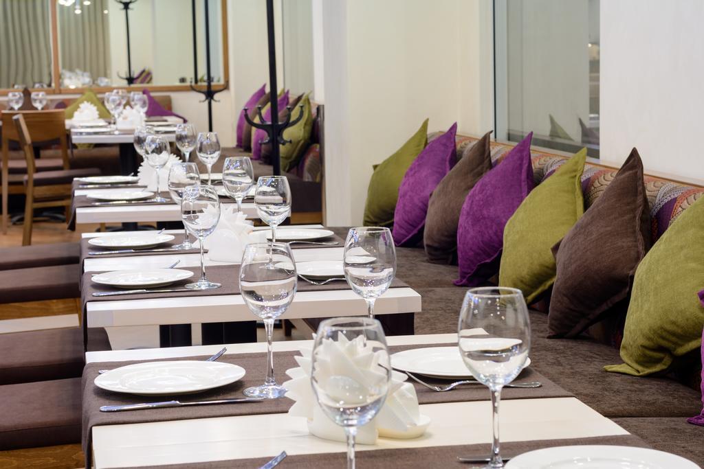 Apart Hotel 92/2 Karaganda Ngoại thất bức ảnh