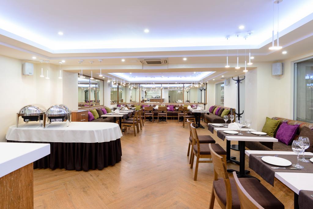 Apart Hotel 92/2 Karaganda Ngoại thất bức ảnh