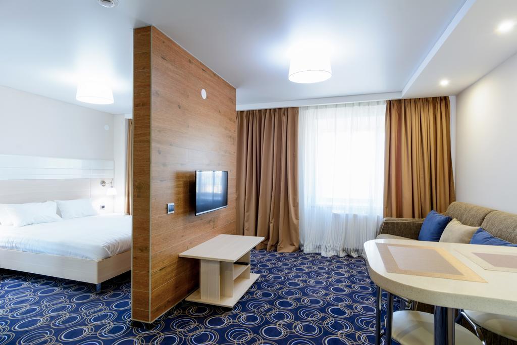 Apart Hotel 92/2 Karaganda Ngoại thất bức ảnh