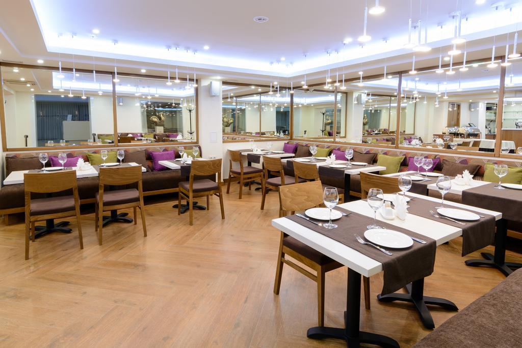 Apart Hotel 92/2 Karaganda Ngoại thất bức ảnh