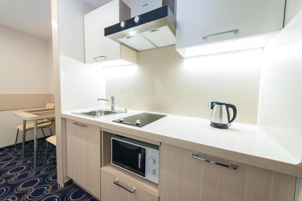 Apart Hotel 92/2 Karaganda Ngoại thất bức ảnh