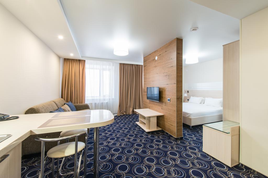 Apart Hotel 92/2 Karaganda Ngoại thất bức ảnh