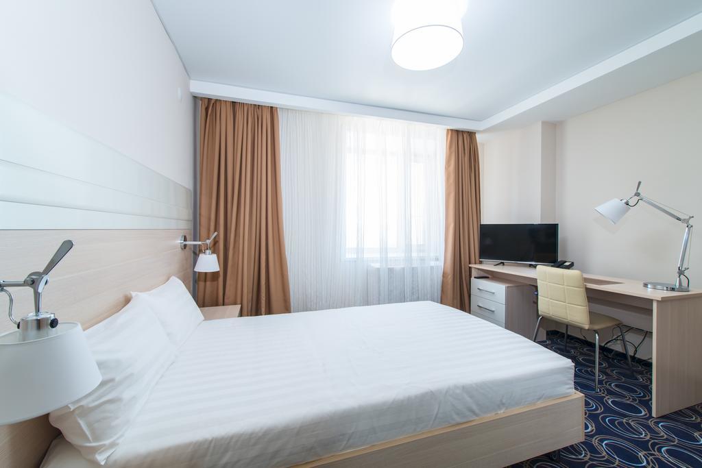 Apart Hotel 92/2 Karaganda Ngoại thất bức ảnh
